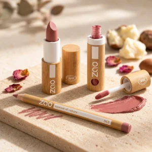 MAQUILLAJE DE LABIOS